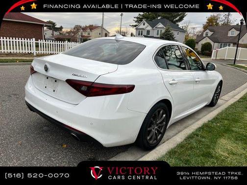 2020 Alfa Romeo Giulia Base