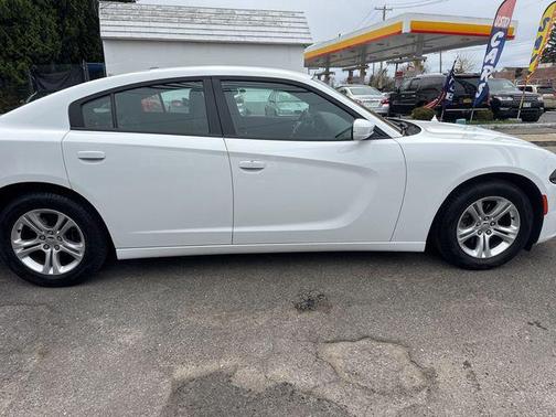 White Knuckle Clearcoat 2021 Dodge Charger SXT