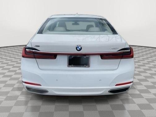 Alpine White 2020 BMW 740 xDrive