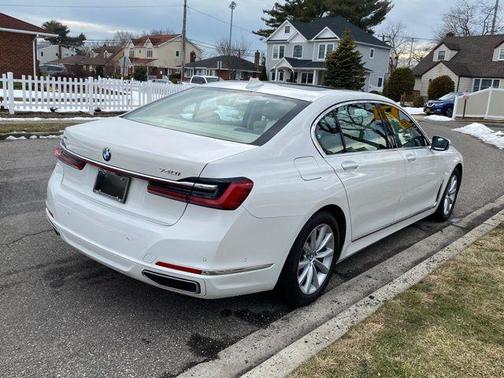 Alpine White 2020 BMW 740 xDrive