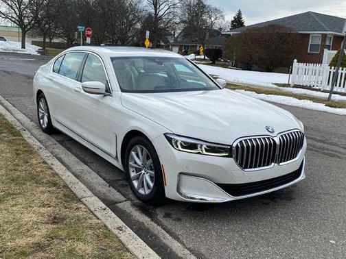 Alpine White 2020 BMW 740 xDrive