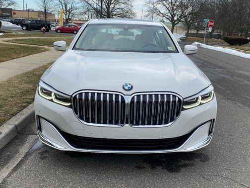 Alpine White 2020 BMW 740 xDrive