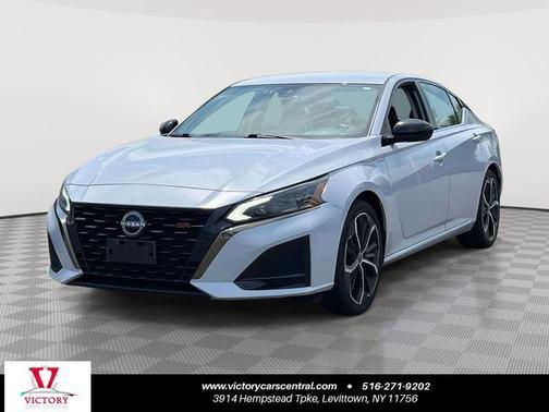 Gray Sky Pearl 2024 Nissan Altima SR FWD