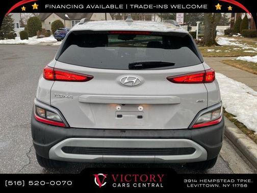 2023 Hyundai KONA SEL