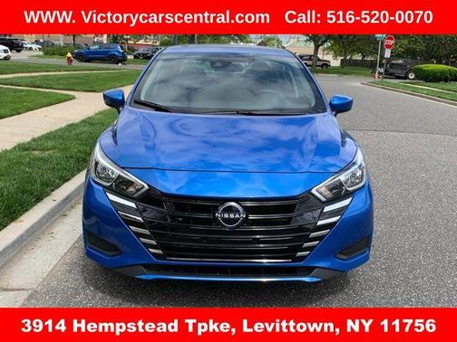 2023 Nissan Versa 1.6 SV