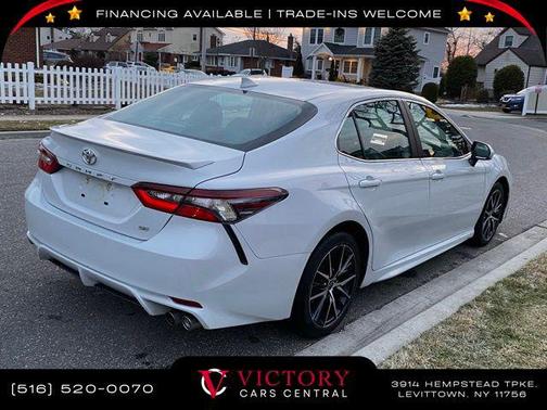 2023 Toyota Camry SE