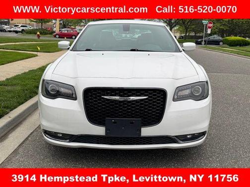 2019 Chrysler 300 S