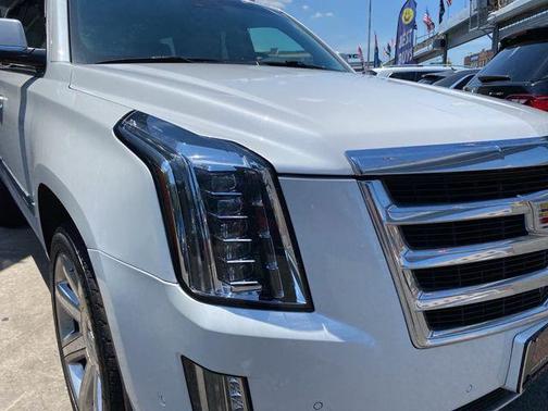 2018 Cadillac Escalade Premium Luxury