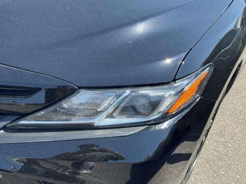Midnight Black Metallic 2019 Toyota Camry SE