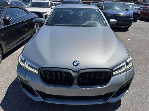 Skyscraper Gray Metallic 2023 BMW 540 i
