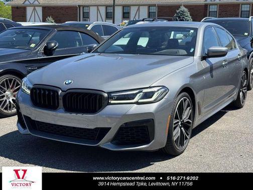 Skyscraper Gray Metallic 2023 BMW 540 i
