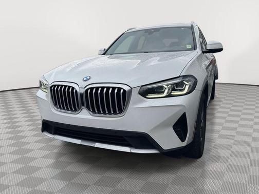 Mineral White Metallic 2022 BMW X3 sDrive30i
