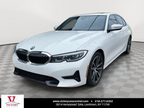 Alpine White 2022 BMW 330 330i