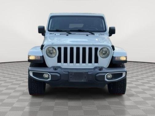 Bright White Clearcoat 2023 Jeep Wrangler 4-Door Sahara 4x4