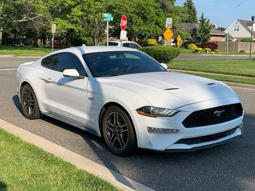 2020 Ford Mustang EcoBoost Premium