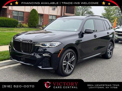 2022 BMW X7 M50i