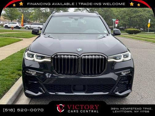 2022 BMW X7 M50i