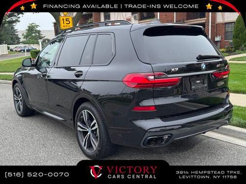 2022 BMW X7 M50i