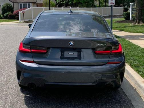 2022 BMW 330 330i
