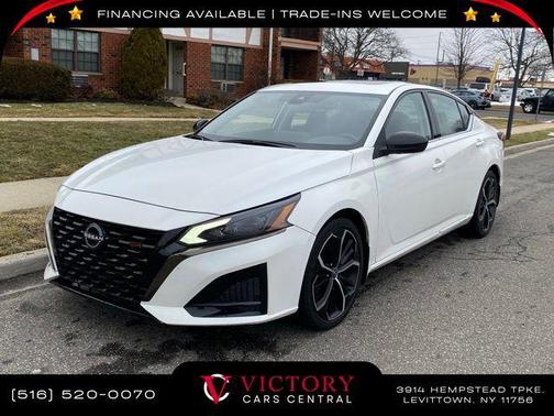 2024 Nissan Altima SR FWD