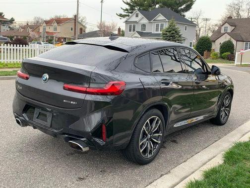 2022 BMW X4 xDrive30i