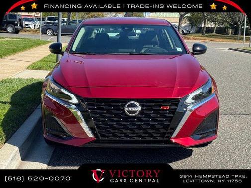 2024 Nissan Altima SR FWD