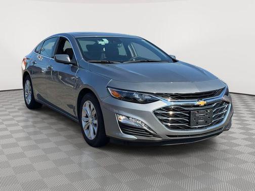 Sterling Gray Metallic 2023 Chevrolet Malibu FWD 1LT