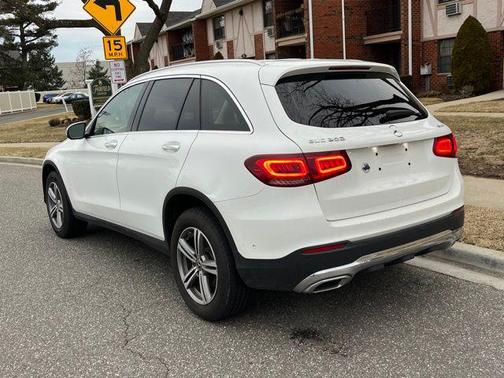 2021 Mercedes-Benz GLC 300 4MATIC