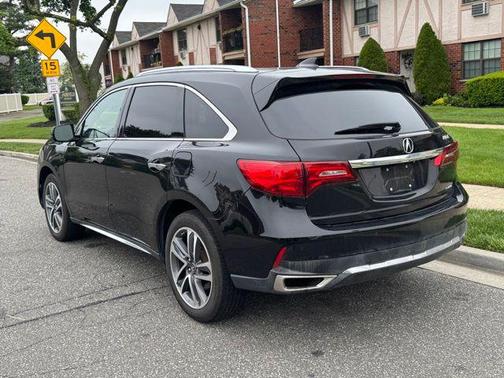 2018 Acura MDX 3.5L w/Advance Package