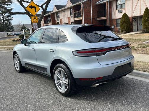 2019 Porsche Macan Base