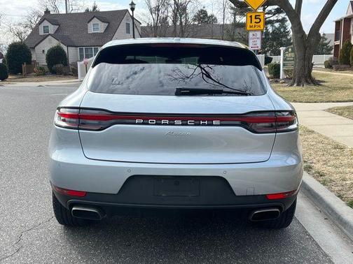 2019 Porsche Macan Base