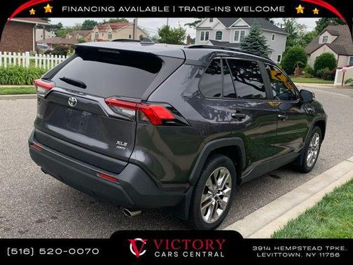 2020 Toyota RAV4 XLE Premium