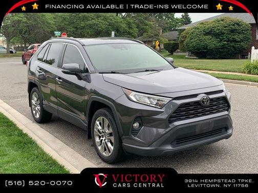 2020 Toyota RAV4 XLE Premium