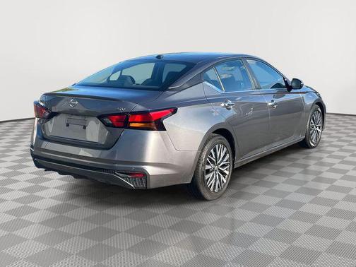 Gun Metallic 2023 Nissan Altima 2.5 SV