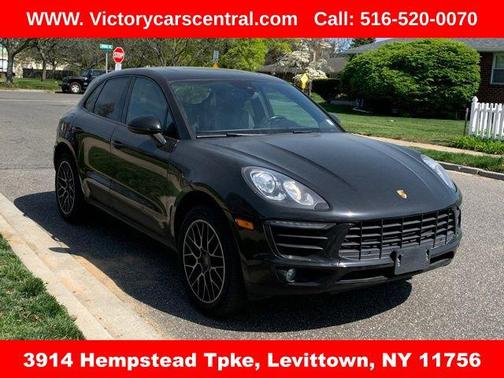 2018 Porsche Macan Base