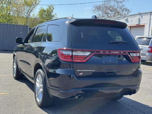 DB Black Crystal Clearcoat 2024 Dodge Durango GT Plus