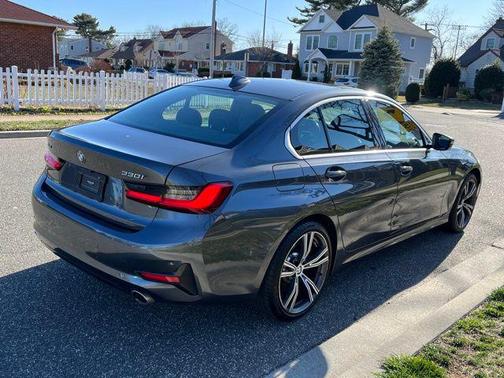 2021 BMW 330 xDrive
