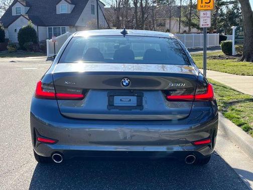 2021 BMW 330 xDrive