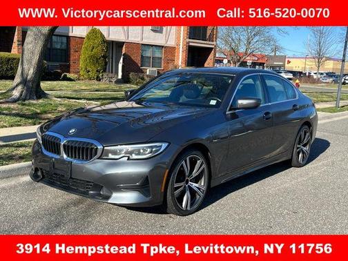 2021 BMW 330 xDrive