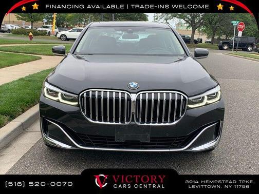 2022 BMW 740 i xDrive
