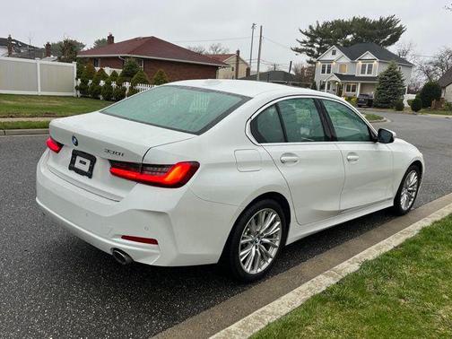 2024 BMW 330 i