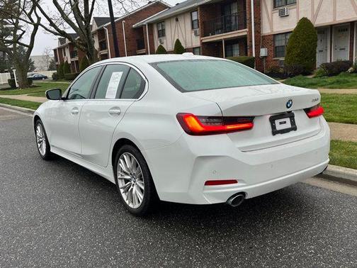 2024 BMW 330 i
