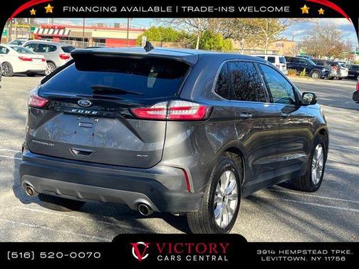 2023 Ford Edge Titanium