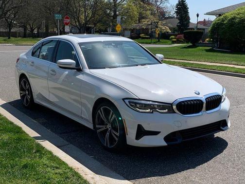 2022 BMW 330 330i