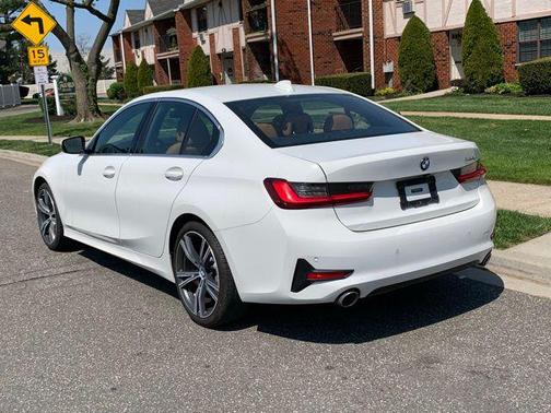 2022 BMW 330 330i