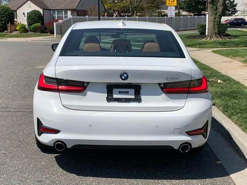 2022 BMW 330 330i