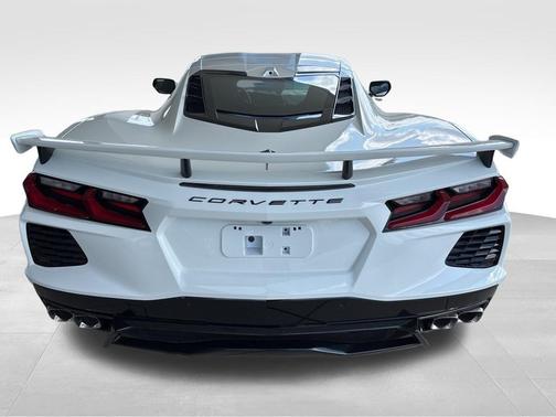 2026 Chevrolet Corvette Stingray w/2LT