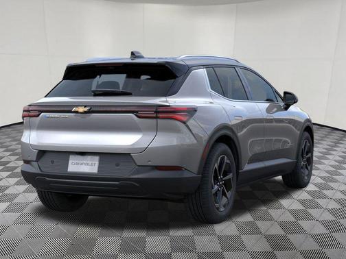 2026 Chevrolet Equinox EV LT 2