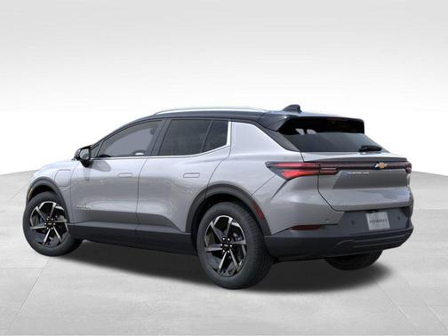 2026 Chevrolet Equinox EV LT 2