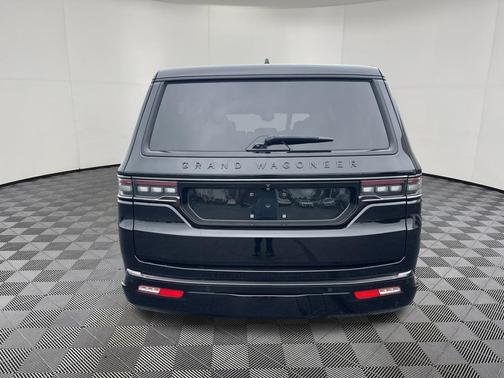 2024 Jeep Grand Wagoneer L Series III